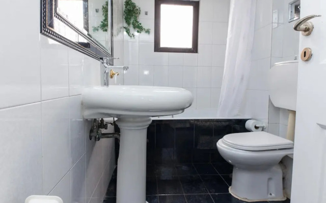 Faliro 2 Bd Escape Modern Living