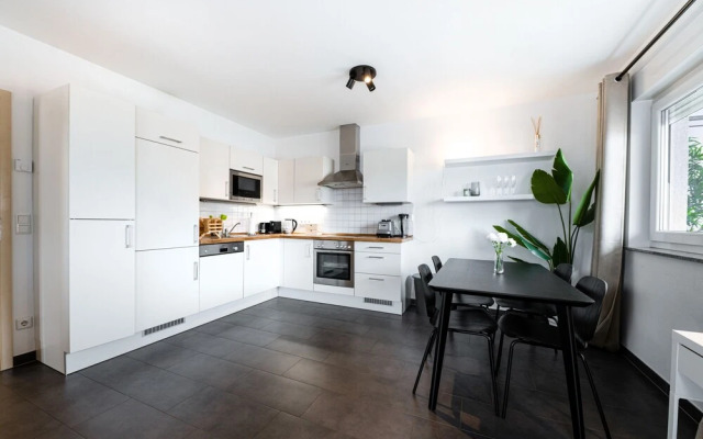 Business Leisure 1BR Esch-sur-Alzette