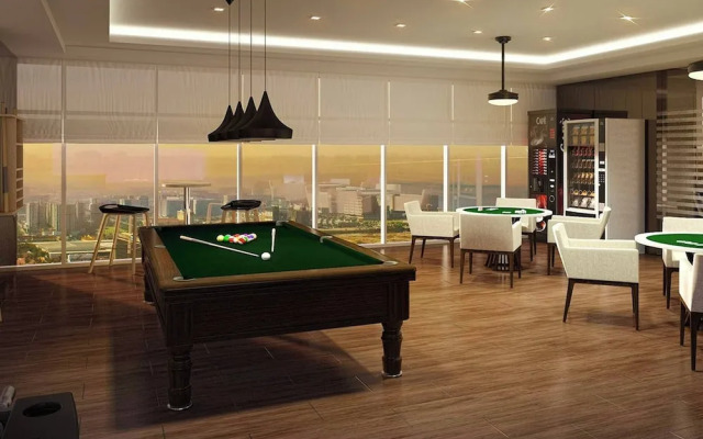 Althea Luxury Retreat Mall of Asia Sunset