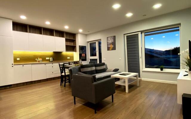 Oršos Spacious Apartment in Vilnius City Center, with Balcony