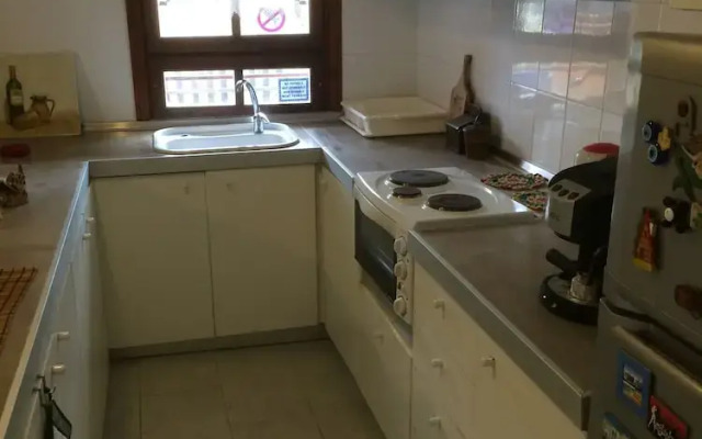 Agrelia House