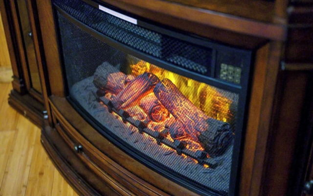 Sunset Ridge Cozy Cabin for 6