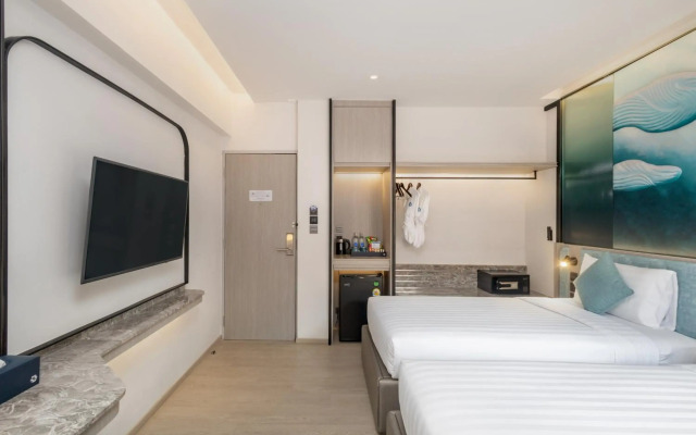 Cloudotel Walking Street