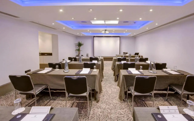 Gem Langham Court Hotel