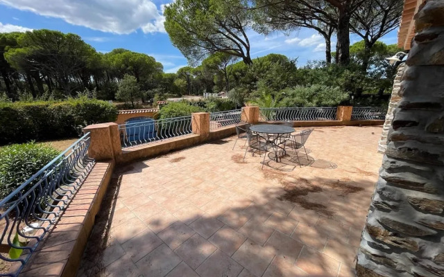 Villa in Vidauban With Pool and BBQ