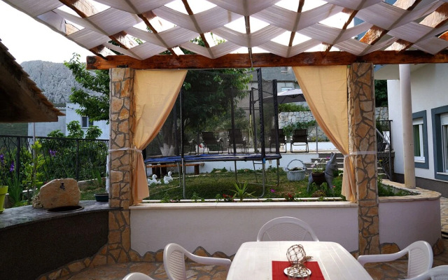 Salona Hills Apartment With Magical View OF Split