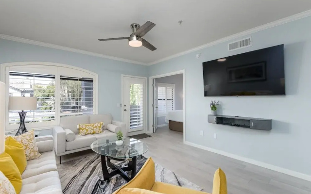 Villa Escape 2 Bedroom Condo by Redawning