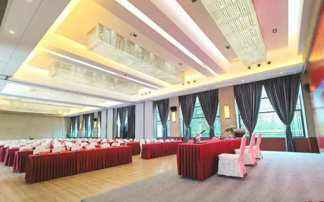 UrCove by Hyatt Shanghai Dishui Lake