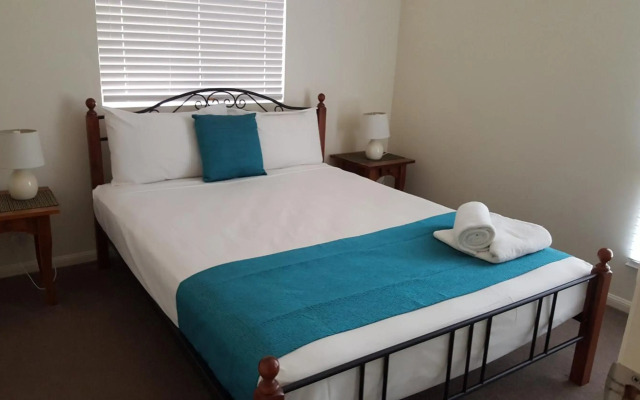 Sea Star Apartments