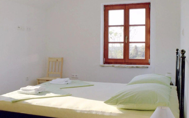 Mala Villa- heated pool since April 10th