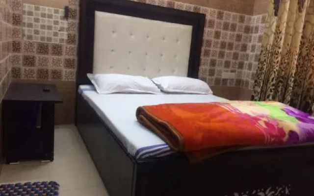 Hotel Kapoor-Golden Temple