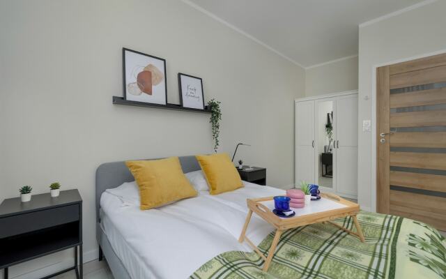 Modern Apartment in Krakow by Renters