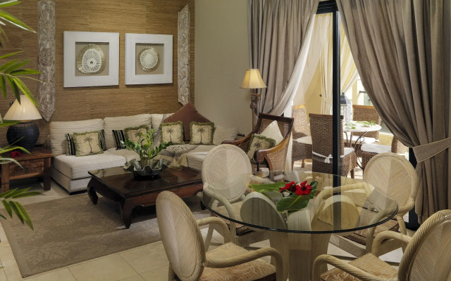 Royal Garden Villas & Spa