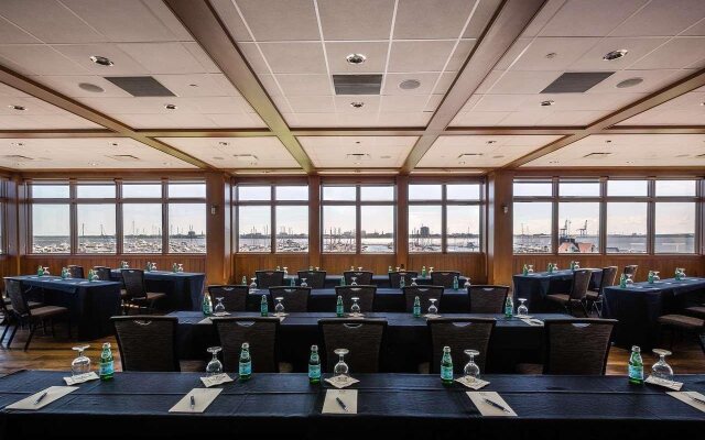 Harborside at Charleston Harbor Resort and Marina