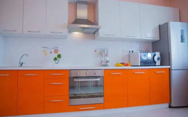 AHome 10 at Balzak str