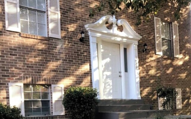 Room in House - The Master Haven Cozy Private Room