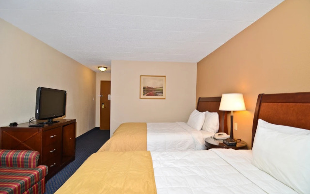 Clarion Hotel And Pocono Resort