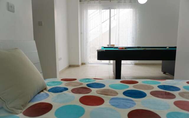 Laguna Sunrise by Ezoria Holiday Rentals