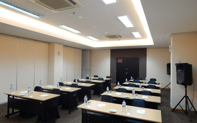 Hotel 88 Mangga Besar VIII by WH