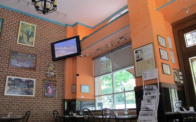 Bourbon Street Boutique Apartments