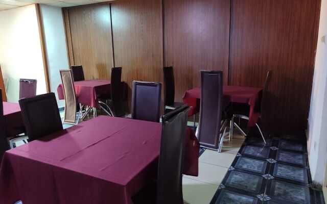 Rodze Hotel Zone 3