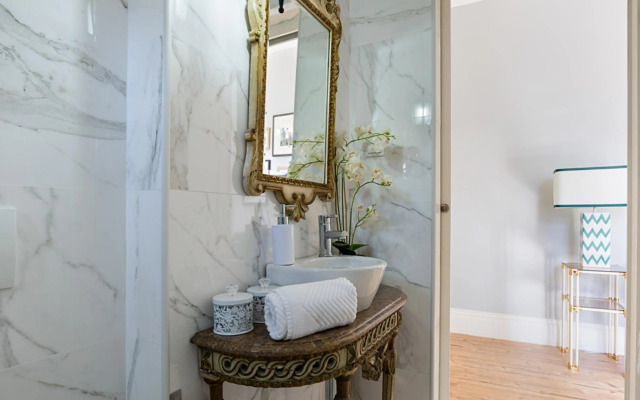 the gallery Studios II