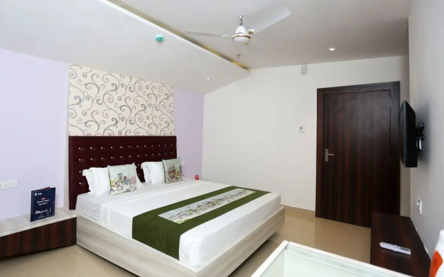FabHotel Pentagon by OYO