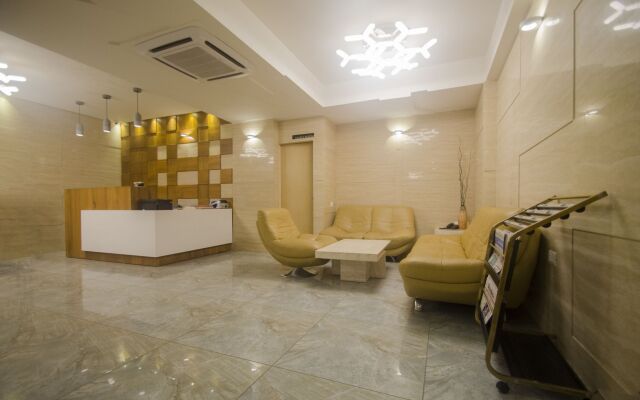 Hotel Grand Elegance