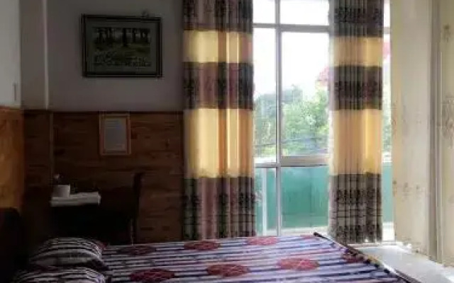 Thien Hoang Guest House