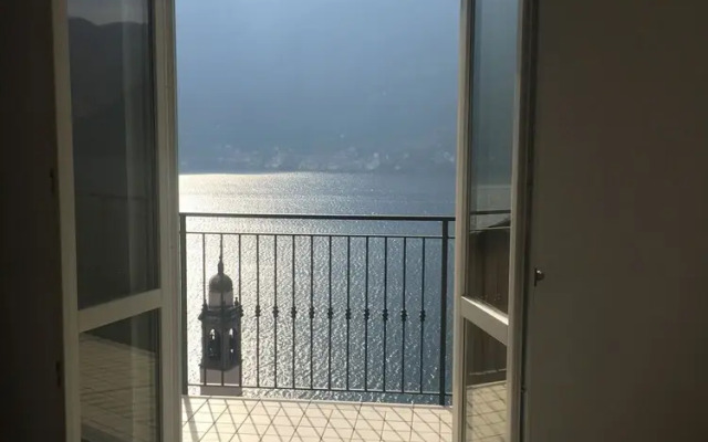 Luxury Apartment with Pool