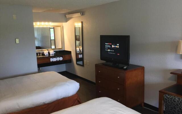 Extenda Suites Mobile North