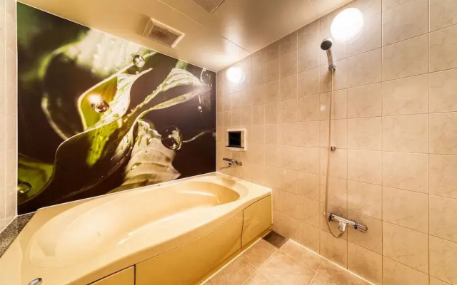 Hotel Lotus Otsu - Adults Only