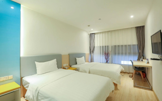 7 Days Inn (Chongqing Longtousi North Square of North Railway Station) – Guest Rooms – Chongqing