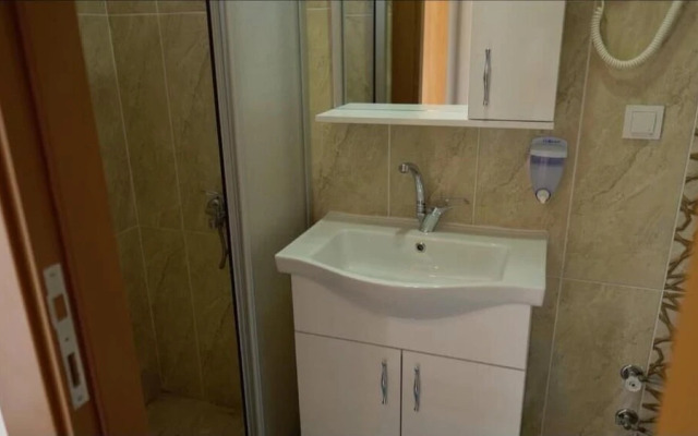 Güven Hotel