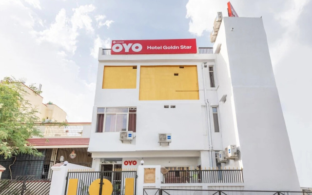 Hotel Golden Star by OYO Rooms