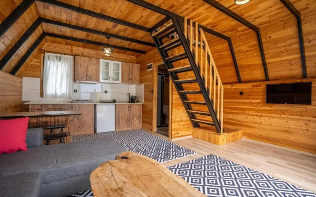 Karaoz Safir Bungalov