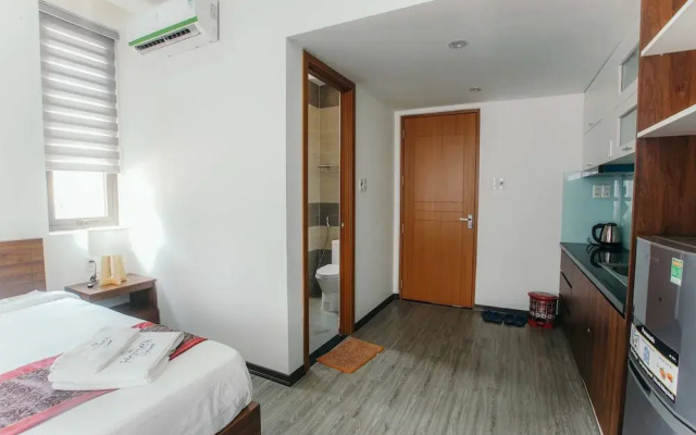 Royal Lion Hotel and Apartment