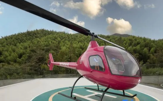 Secluded Paradise · NOOK Mountain Retreat · Helicopter-Accessed Luxury Villa – Sports – Huzhou