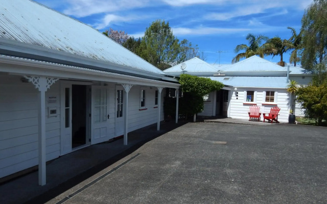 Lupton Lodge
