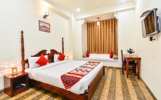 Hotel Laxmi Niwas