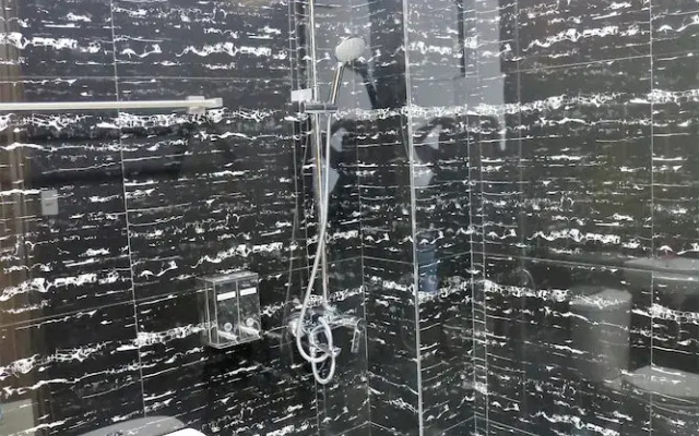 Four Thirteen Suites