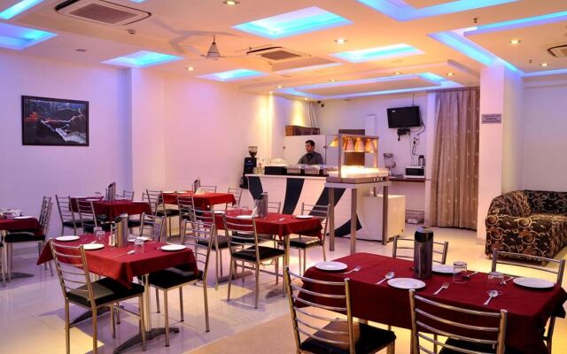 Hotel Singh Empire Dx