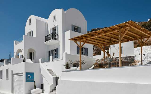 Blue White Villa