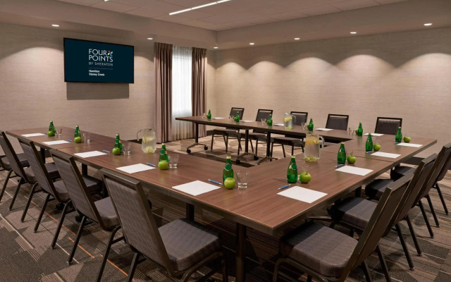 Four Points by Sheraton Hamilton - Stoney Creek