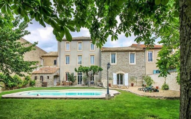 Olonzac. Chambres d hôtes avec piscine