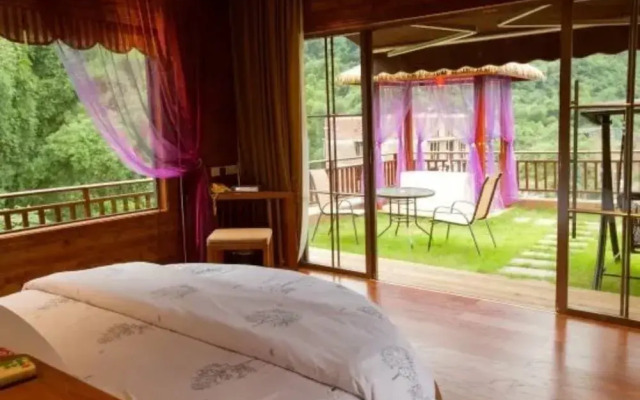 Bluesky Hotel & Resort