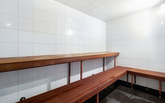 Low floor - Sleeps 8 - Circle on Cavill - Wow Stay