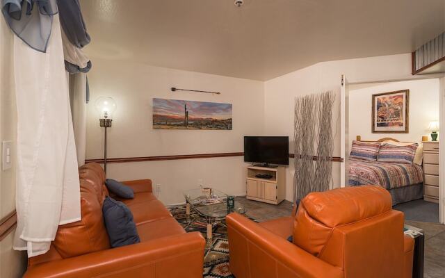 Surprise Escape 2 BR by Casago