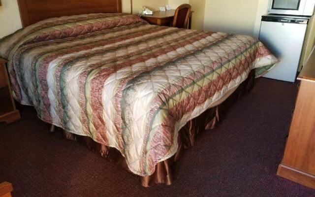 Shore Pointe Motor Lodge of St Clair Shores