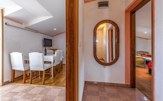 Stunning Apartment in Medulin With Wifi and 2 Bedrooms